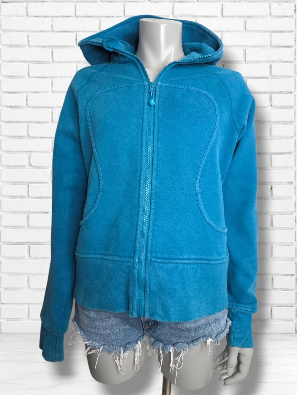 Lululemon Size 10 Teal Blue Scuba Hoodie